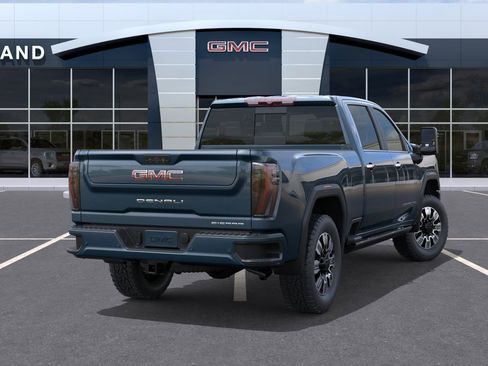 New 2026 GMC Sierra 3500 Denali w/ Denali Reserve Package AWD/4WD image 4