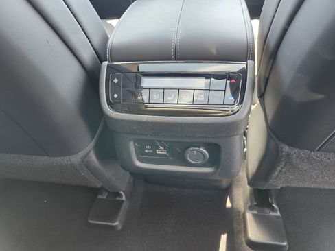 Used 2024 INFINITI QX60 Luxe AWD/4WD image 23