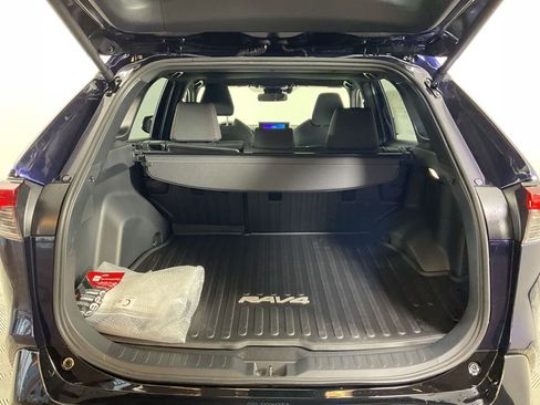 New 2025 Toyota RAV4 SE image 19