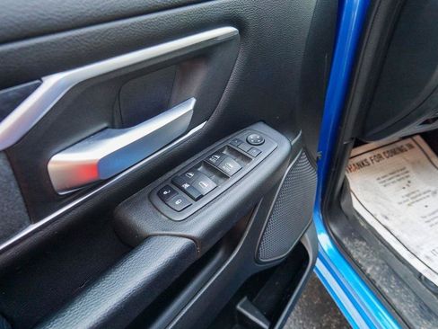 Used 2022 RAM 1500 Big Horn AWD/4WD image 18