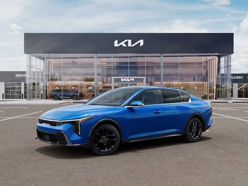 New 2025 Kia K4 GT-Line Turbo FWD image 3