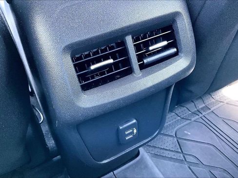 Used 2023 Chevrolet Equinox LT w/ LPO, Floor Liner Package AWD/4WD image 10