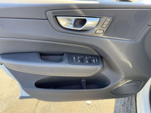 Certified 2025 Volvo XC60 B5 Plus image 14