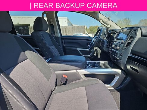 Certified 2024 Nissan Titan SV w/ SV Convenience Package image 11