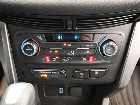 Used 2017 Ford Escape SE w/ Equipment Group 201A image 13