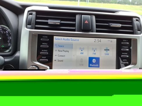 Used 2020 Toyota 4Runner Limited AWD/4WD image 20