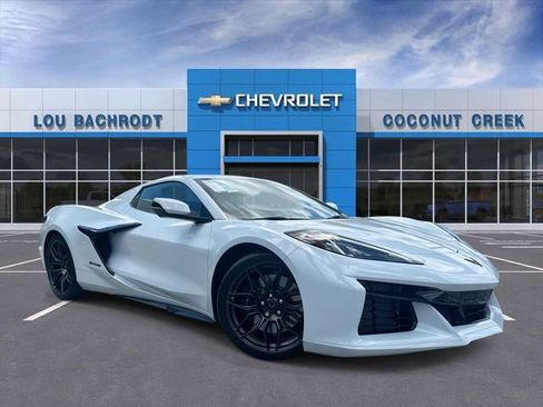 Used 2023 Chevrolet Corvette Z06 RWD image 1