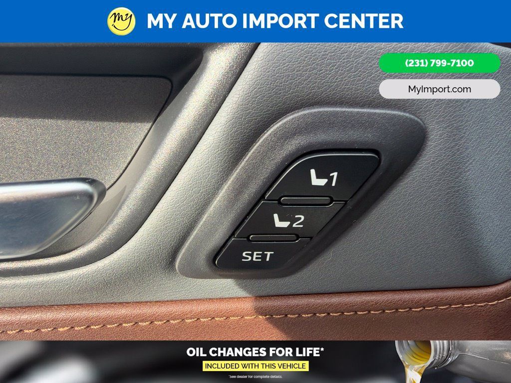 Used 2022 Toyota Venza Limited AWD/4WD image 10