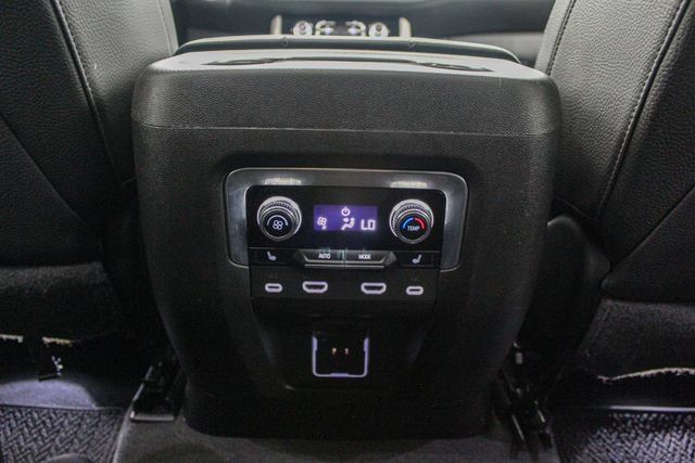 Used 2023 GMC Yukon Denali AWD/4WD image 25