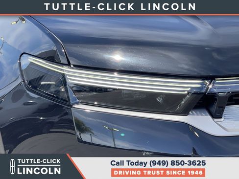 Used 2026 Jeep Grand Wagoneer 2WD w/ Premium Group I image 7
