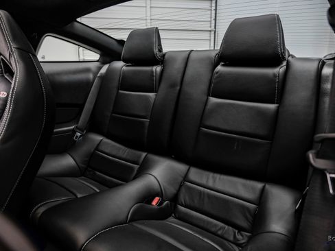 Used 2012 Ford Mustang Shelby GT500 w/ SVT Performance Pkg RWD image 85