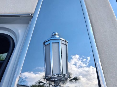 Used 2014 Cadillac XTS Hearse image 12