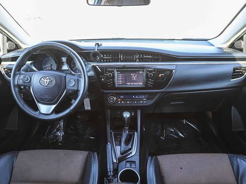 Used 2015 Toyota Corolla L image 12