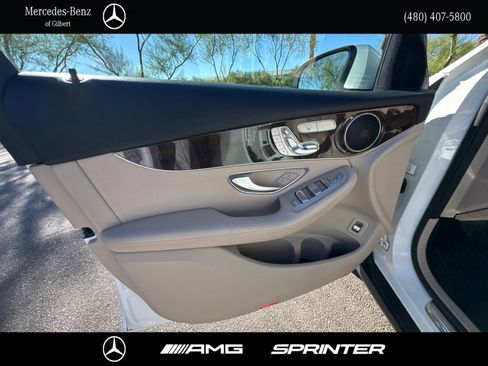 Used 2018 Mercedes-Benz GLC 300 image 11