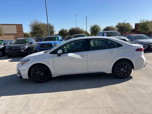 Used 2024 Toyota Corolla XSE image 6