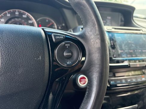 Used 2016 Honda Accord EX-L image 19