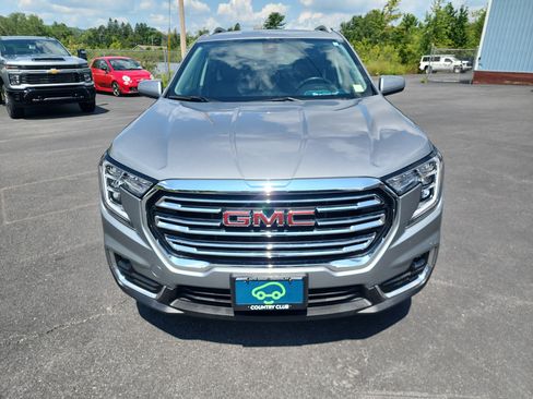 Certified 2023 GMC Terrain SLT w/ Infotainment Package II AWD/4WD image 3