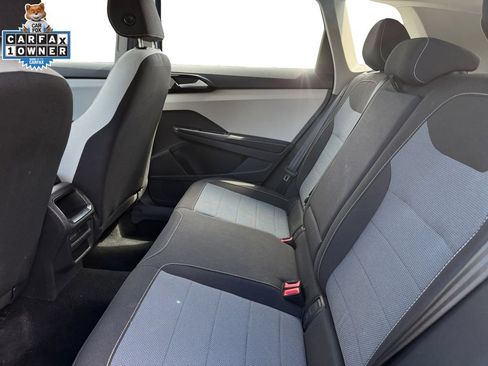 Used 2025 Volkswagen Taos S AWD/4WD image 14