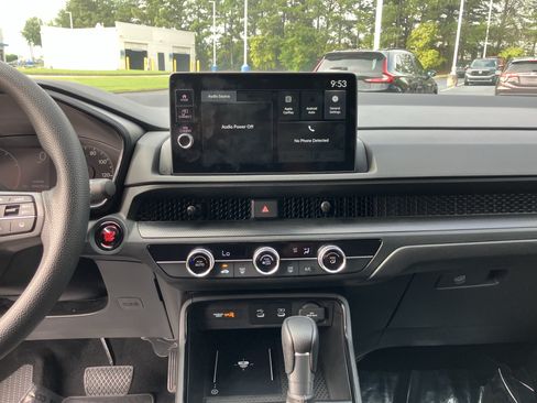 Used 2026 Honda CR-V LX image 24