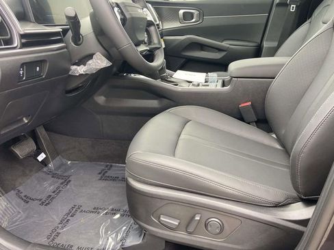 New 2026 Kia Sorento S FWD image 10