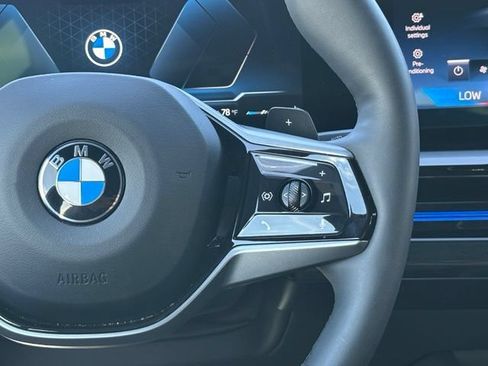 Certified 2026 BMW 530i xDrive w/ Premium Package AWD/4WD image 22