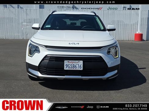Used 2023 Kia Niro EX FWD image 2