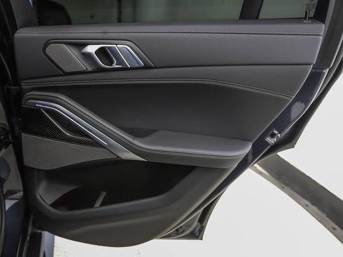 Used 2022 BMW X6 M50i w/ Premium Package AWD/4WD image 25