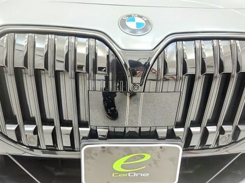 Used 2026 BMW 740i xDrive AWD/4WD image 23