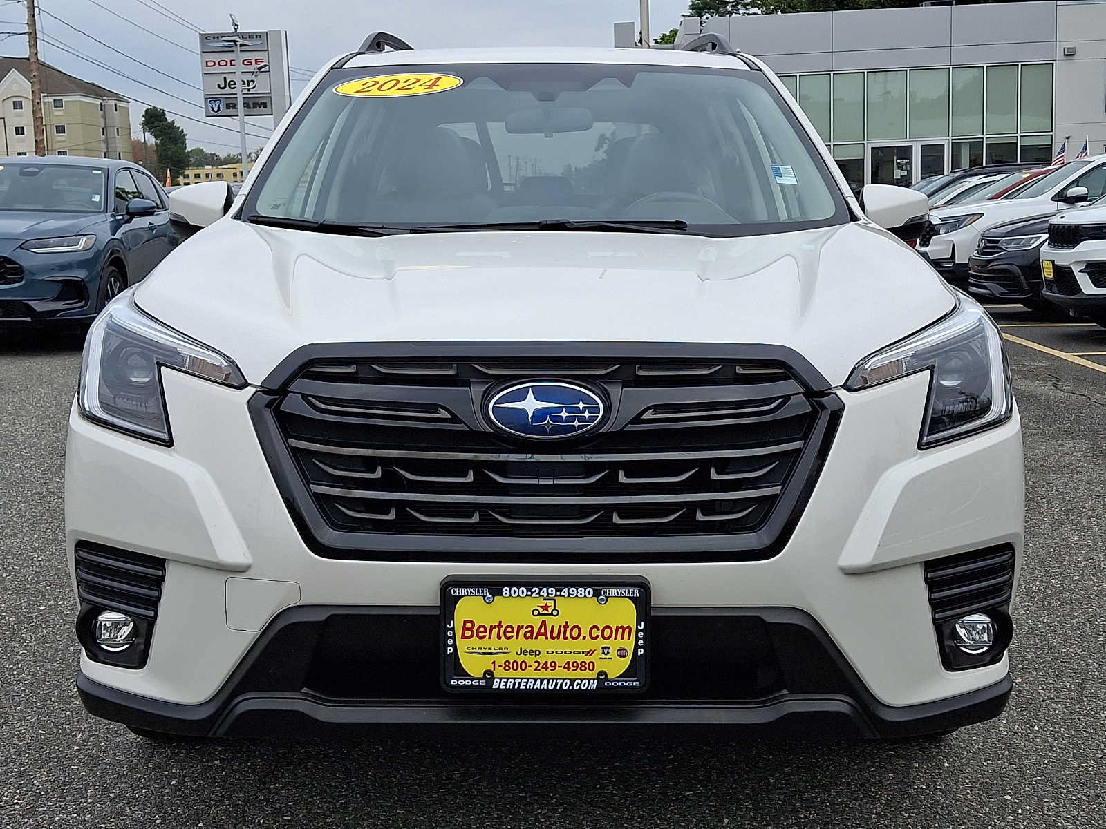 Used 2024 Subaru Forester Limited AWD/4WD image 2