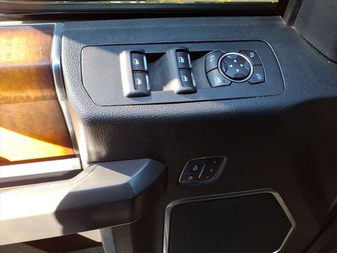 Used 2016 Ford F150 Limited w/ Trailer Tow Package image 11