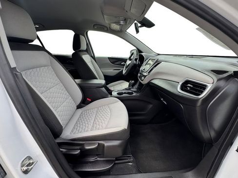 Used 2019 Chevrolet Equinox LS w/ LS Convenience Package image 15
