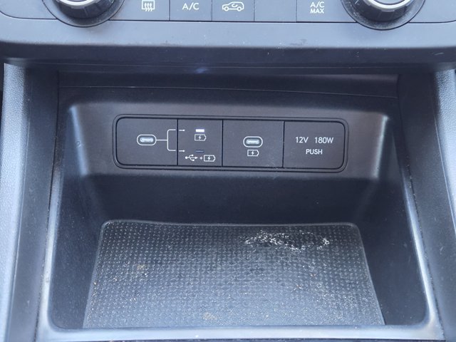 Used 2026 Hyundai Tucson SE FWD image 19