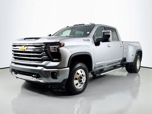 Used 2024 Chevrolet Silverado 3500 High Country w/ High Country Premium Package AWD/4WD image 1