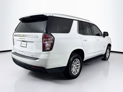 Used 2022 Chevrolet Tahoe LT w/ Luxury Package RWD image 2