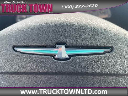 Used 2002 Ford Thunderbird RWD image 15