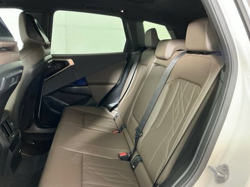 Certified 2025 BMW X3 xDrive30i w/ Convenience Package AWD/4WD image 24