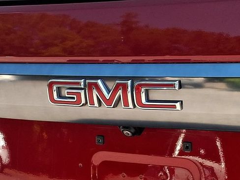 Used 2024 GMC Yukon AT4 w/ Technology Package AWD/4WD image 40