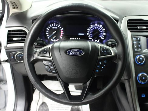 Used 2020 Ford Fusion S FWD image 16