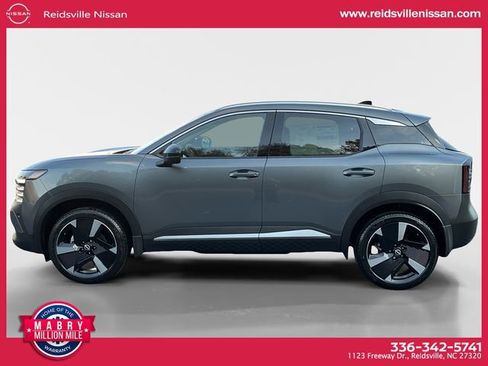 New 2026 Nissan Kicks SR w/ SR Premium Package image 3