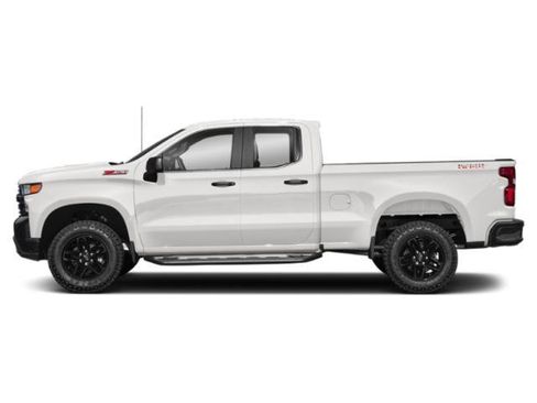 Used 2020 Chevrolet Silverado 1500 Custom Trail Boss w/ Custom Convenience Package AWD/4WD image 3