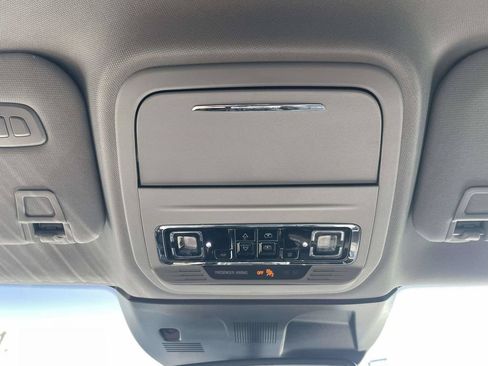 Used 2021 Lincoln Corsair AWD w/ Premium Package image 28