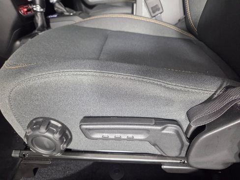 Used 2026 Jeep Wrangler Unlimited Sport AWD/4WD image 10