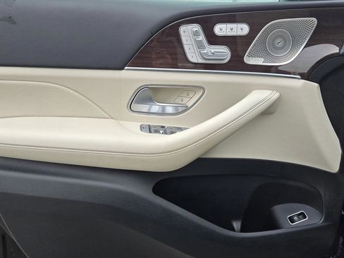 Used 2024 Mercedes-Benz GLE 350 4MATIC image 18