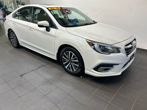 Used 2018 Subaru Legacy 2.5i Premium AWD/4WD image 2