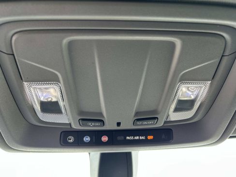 Used 2019 Chevrolet Silverado 1500 RST w/ Z71 Off-Road Package image 26