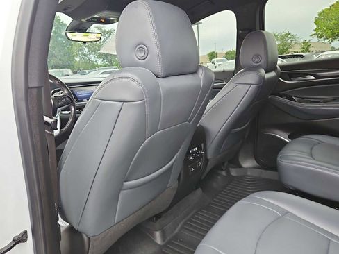 Certified 2024 Buick Enclave Premium FWD image 19