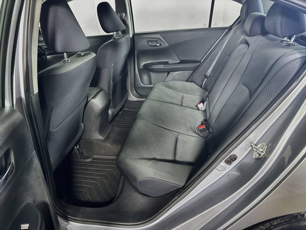 Used 2016 Honda Accord LX image 19