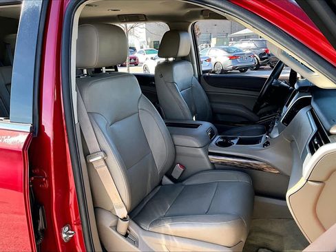 Used 2015 GMC Yukon SLT image 9