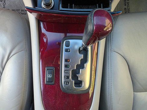 Used 2004 Lexus ES 330 image 45