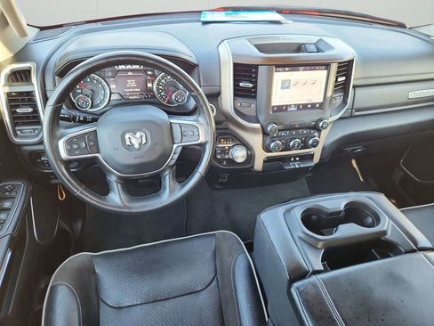 Used 2022 RAM 1500 Laramie AWD/4WD image 12